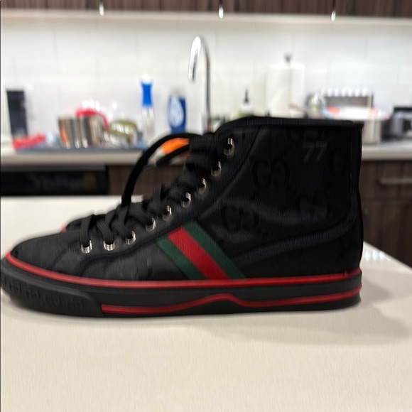 Gucci Men's Black High-Top Sneakers - Picture 1 of 5